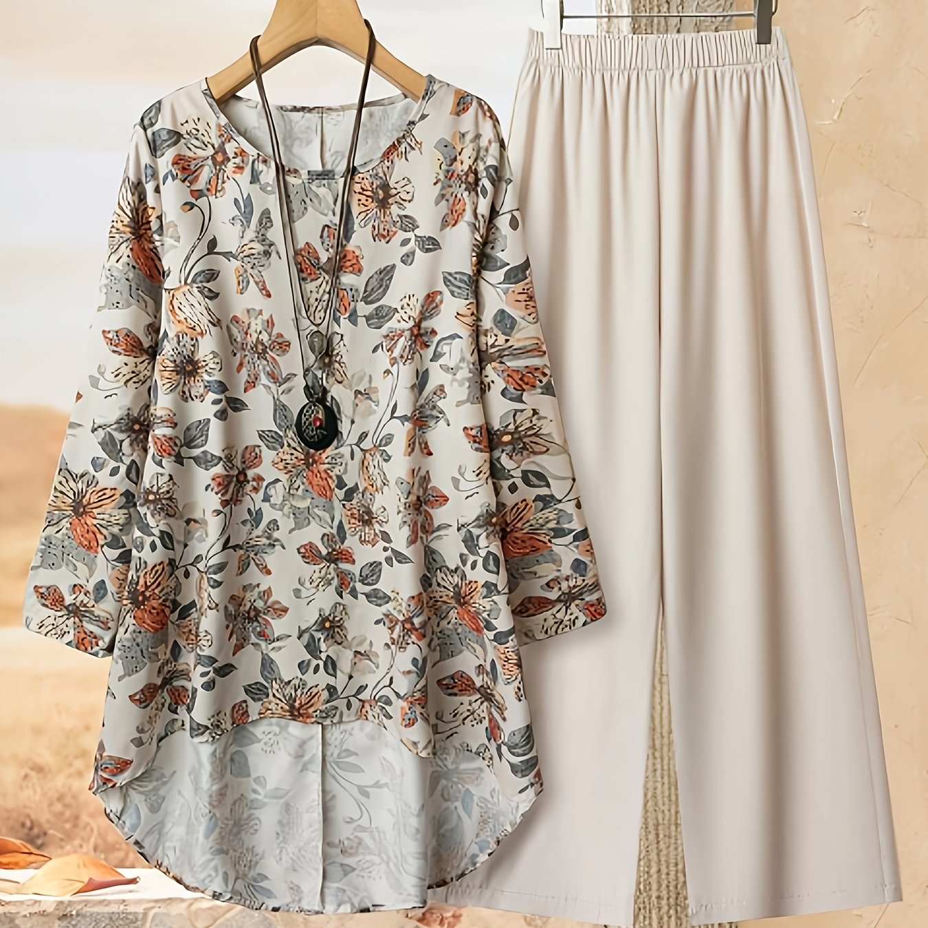 Women's Casual Round Neck Printed Long Sleeve Top and Solid Color Pants Two-Piece Set