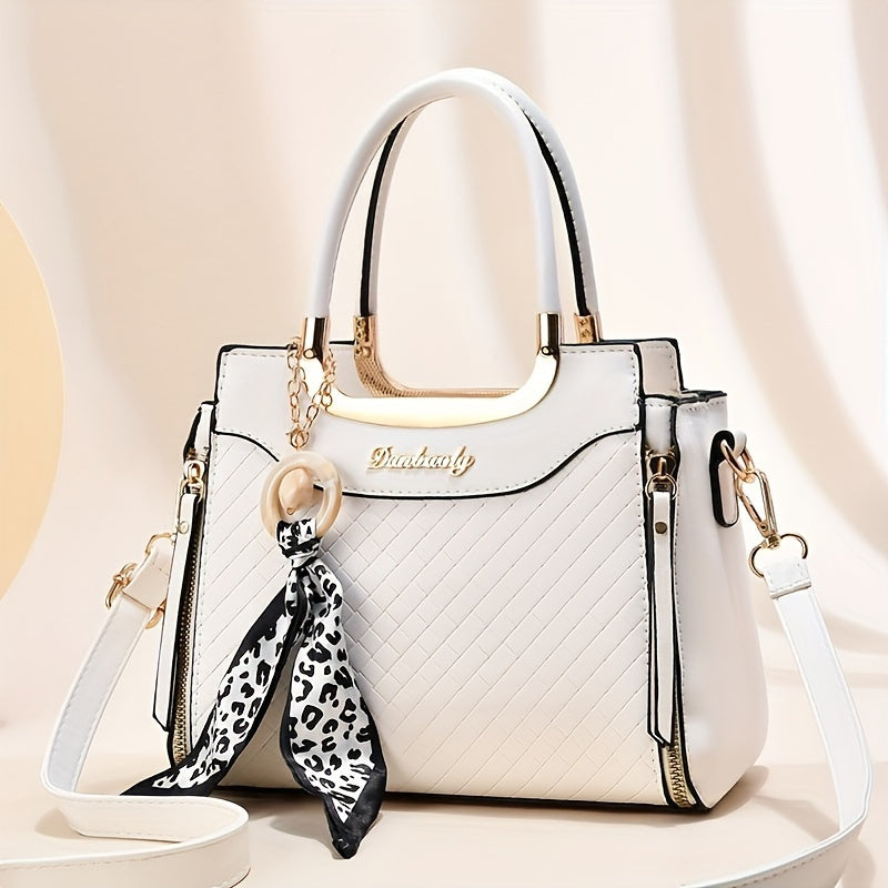 Elegant Quilted Women'S Tote Bag with Adjustable Shoulder Strap, Large Capacity, Solid Color, Fade-Resistant, Zip Closure, Polyester Lined, Tassel Detail, Perfect Gift for Mom or Family, Mom Bag