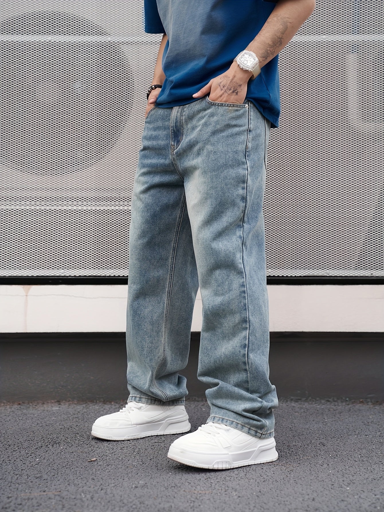 Men's Casual Straight-Leg Washed Denim Jeans - Light Blue, Loose Fit, Slant Pockets, Comfortable Blend for Casual Attire