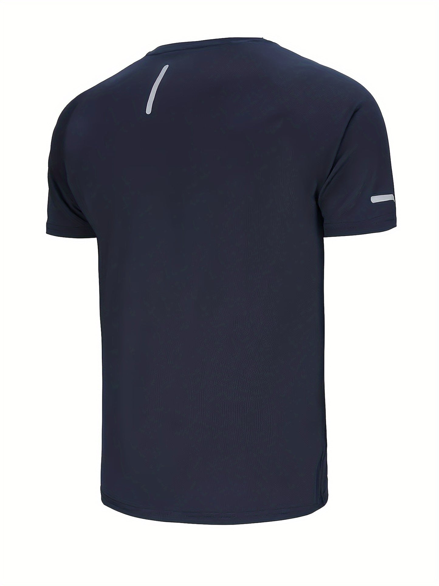 A Set of Three Print Designs for Men'S Casual Sportswear, Featuring Quick-Dry Breathable Short-Sleeve T-Shirts with Round Necks And Elastic Waist Shorts with Pockets, Suitable for Sports And Fitness Activities in Spring, Summ