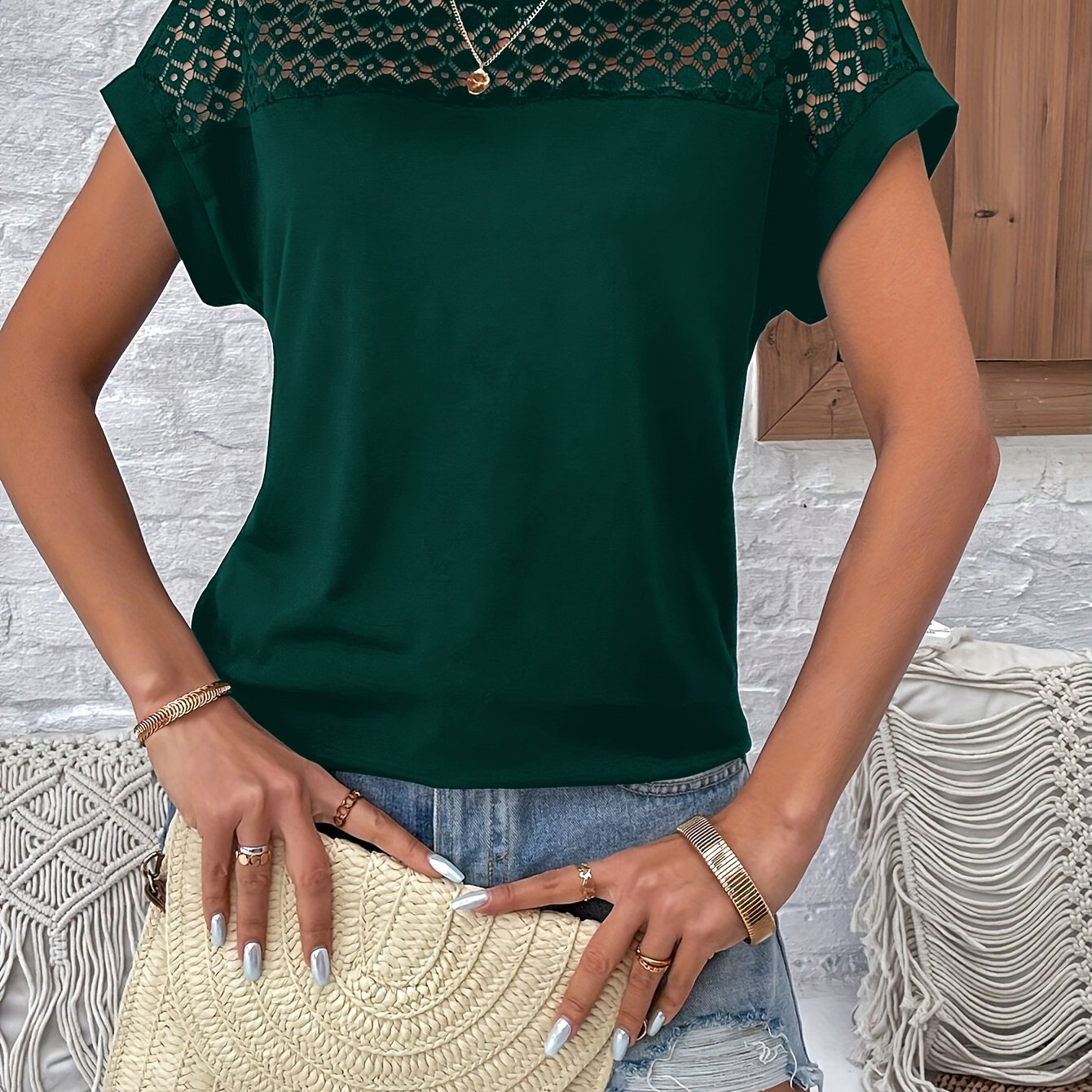 Women's Batwing Short Sleeve T-Shirt - Lace Contrast Raglan Sleeves, Round Neck Longline Top, Burgundy & White Elegant Design, Machine Washable All-Season Casual Wear, Vacation Clothing, Nontransparent Fabric