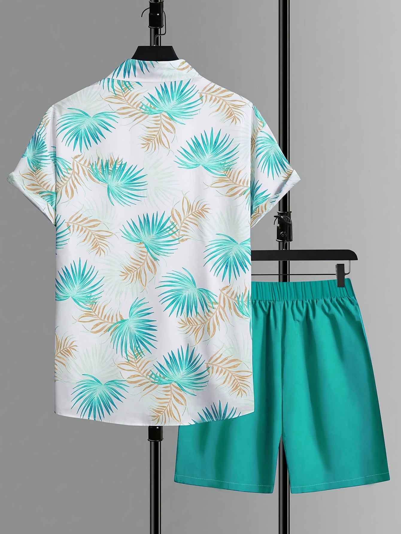 Men's Casual Suit Set with Short Sleeve Shirt and Printed Shorts