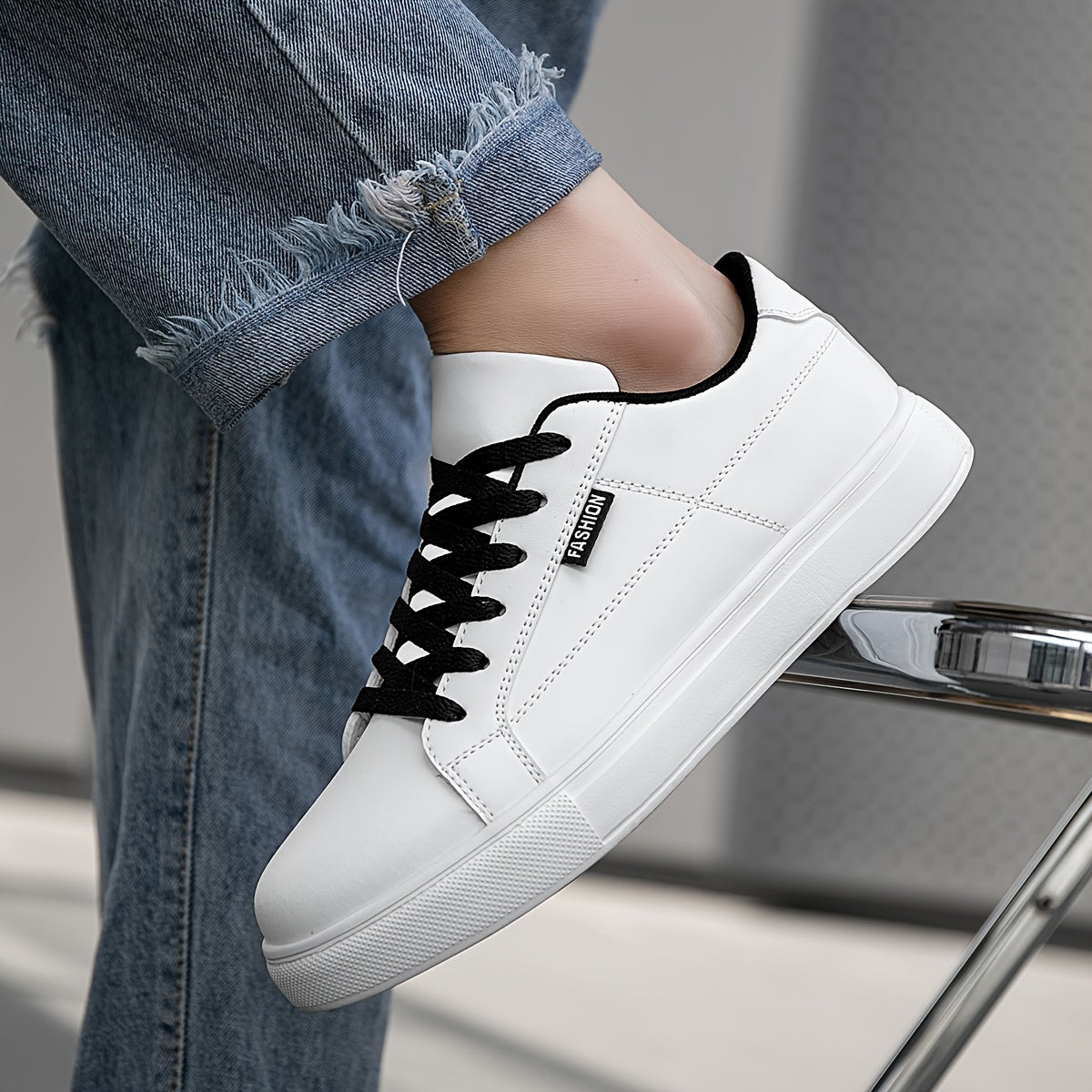 Men's Monochrome Casual Sneakers with White Accents - Comfortable, Easy to Match, Ideal for Everyday Use and Hiking