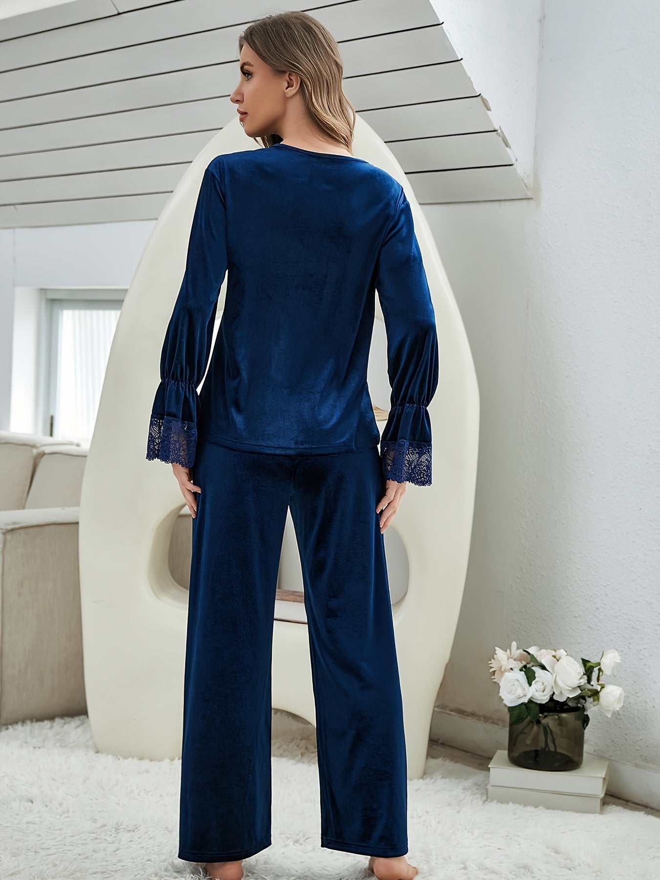 Women'S Elegant Autumn/Winter Soft Comfortable Korean Velvet Pajama Set with Lace Trim, V-Neck, Long Sleeve, Solid Color, Adult Pajama Suit, No Belt, Long Pants, Knitted Fabric