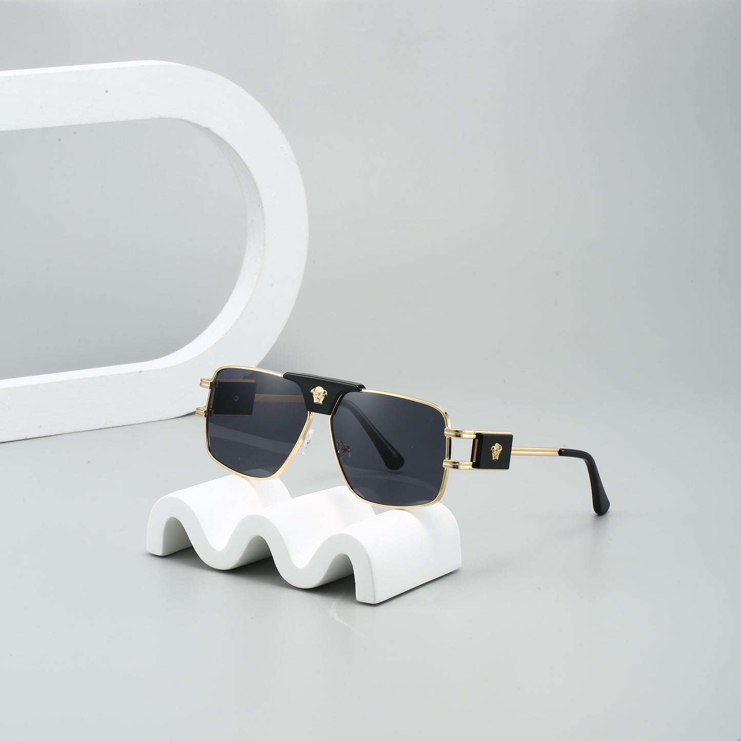 Stylish Cool Bull Head Fashion Glasses, Multi-Frame Double Bridge Eyewear, Ideal for Photography and Gifting
