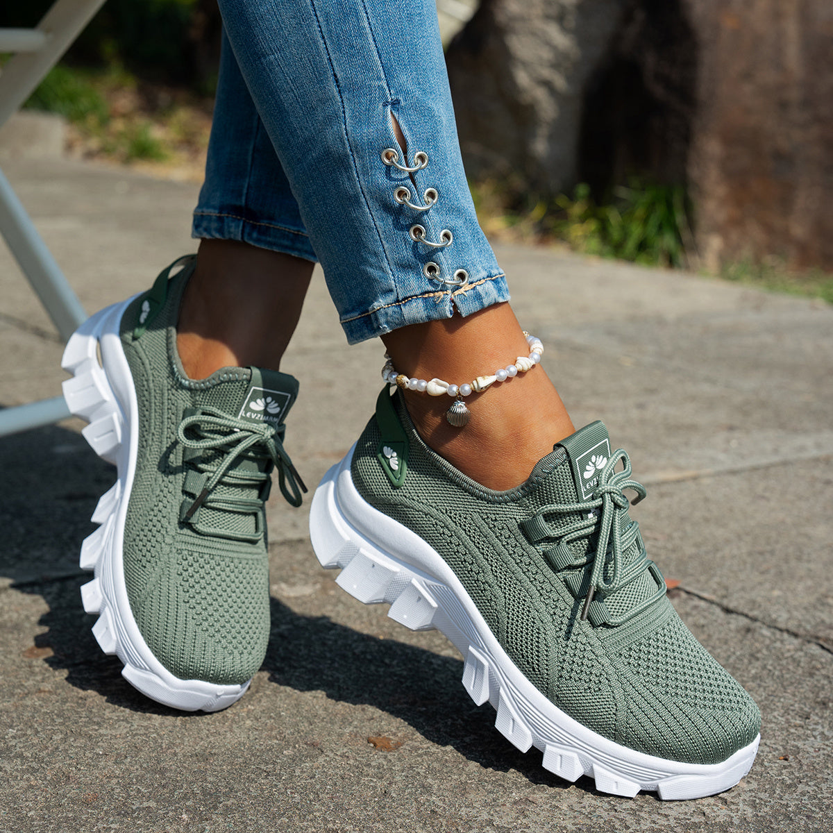 Women'S Breathable Knit Sneakers - Lightweight, Comfortable Low-Top Running Shoes with Soft Sole for All Seasons