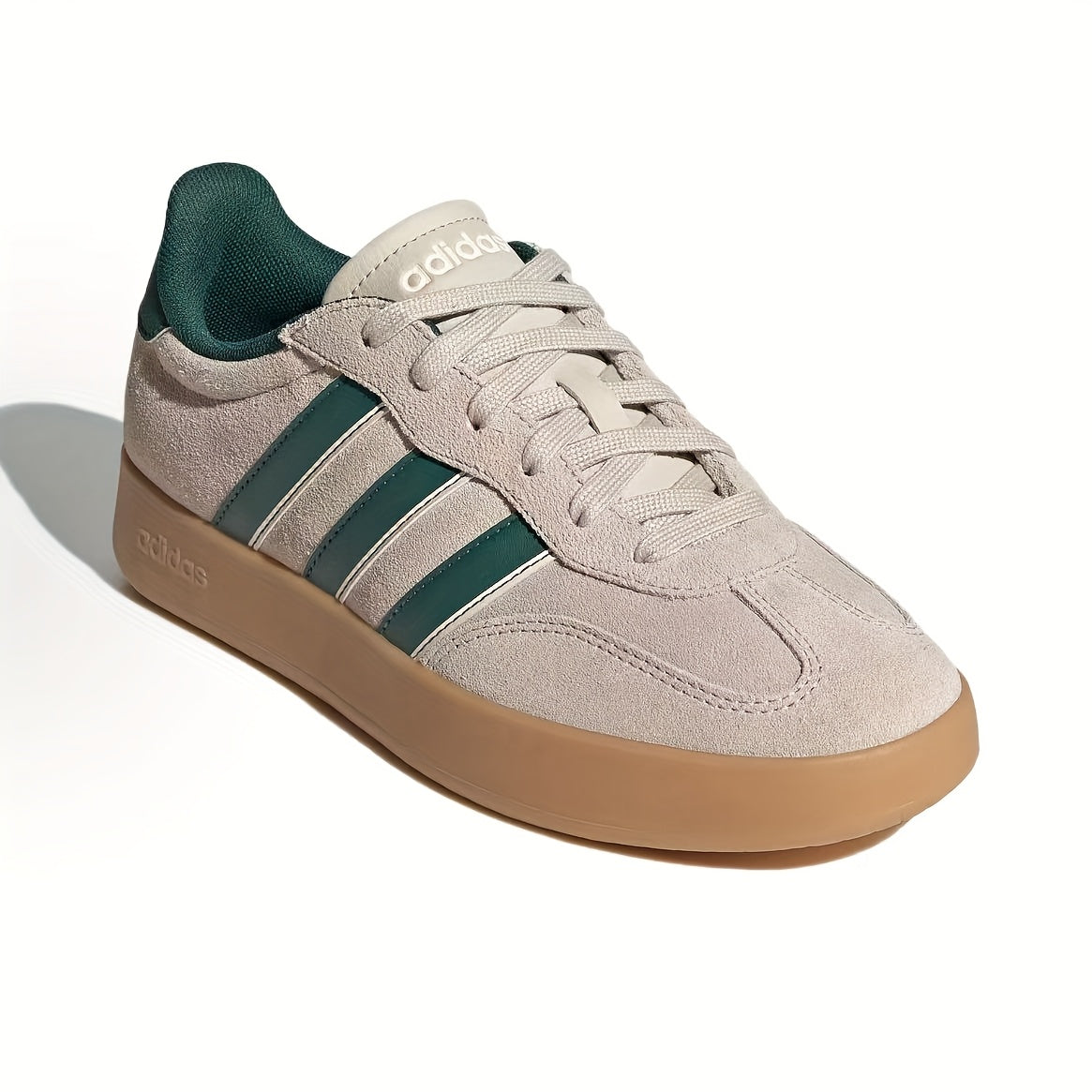 Adidas BARREDA BARREDA Comfortable And Simple Low-Top Flat Sole Sneakers for Women in Brown, Model JP7106.