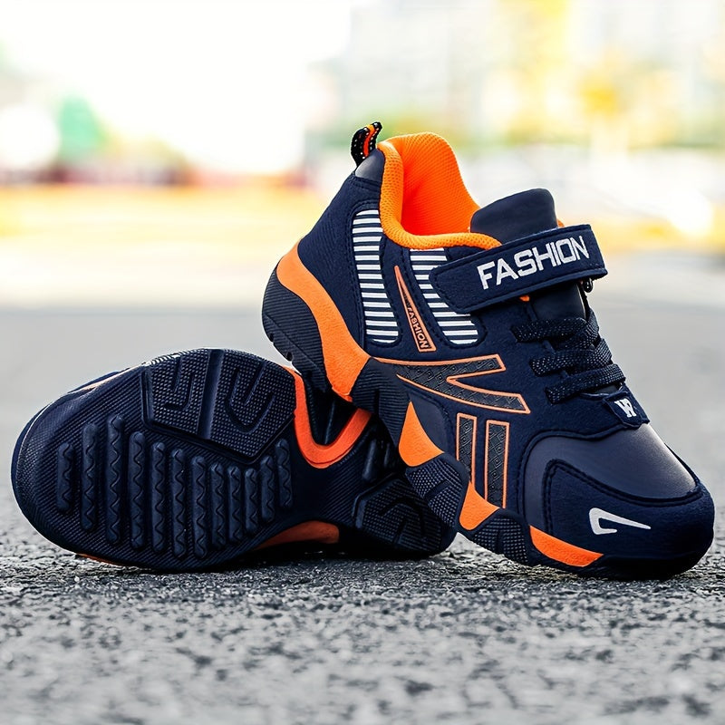 Children's comfortable and lightweight casual sports running shoes for all seasons