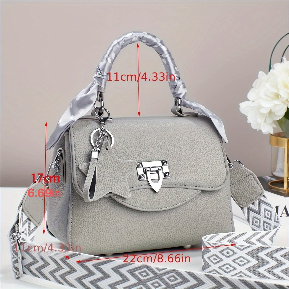 High-looking, light luxury, forest style 2024 new Dai Fei bag, hand-held, crossbody, single Handbag, versatile and fashionable small square bag