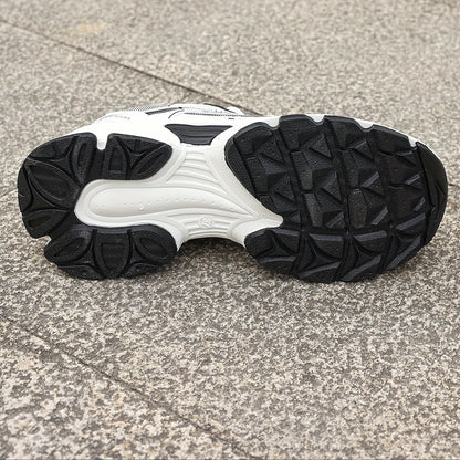 Women's Minimalist Black and White Thick-Sole Lace-Up Sneakers with Breathable Mesh Material, Comfortable for Daily Wear and Light Exercise