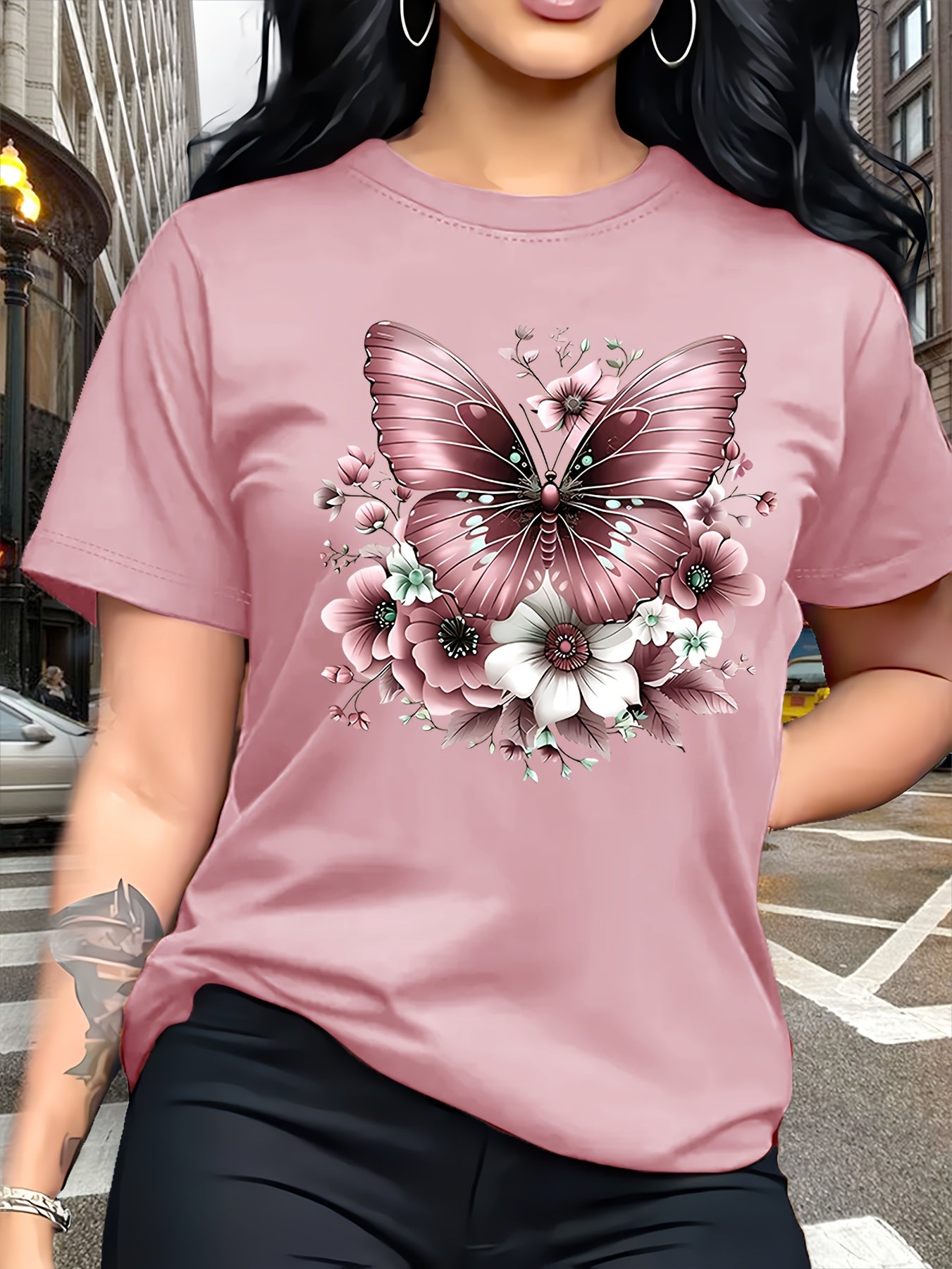 Circle Chic Butterfly Print T-Shirt - Exquisite Design, Casual Round Neck Top - Breathable and Lightweight, Perfect for Spring/Summer Wardrobe