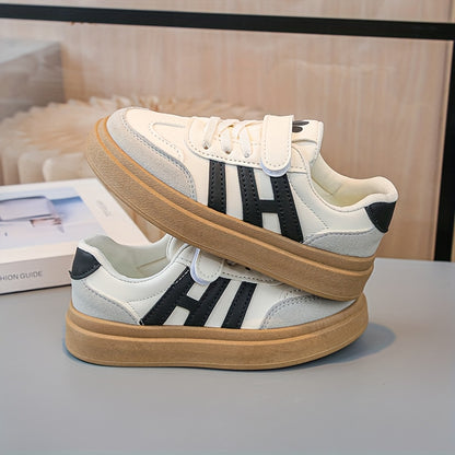 1 pair of Youngsters's spring and autumn new sports shoes, soft soled board shoes for boys and girls, versatile white shoes for girls