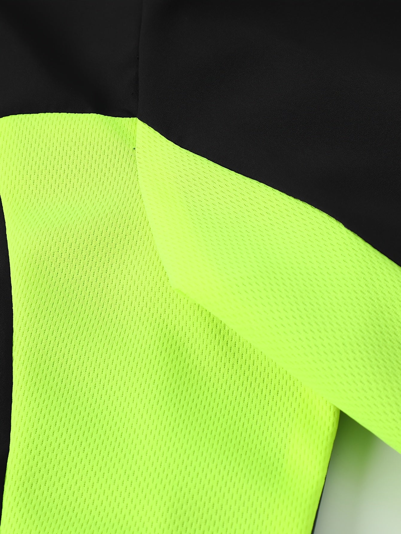 Men's Two-Tone Spliced Jacket and Pants Set in Fluorescent Green with 'Sports' Letter Print, Eye-Catching Fashion Design, Comfortable Soft Fabric, Essential Outfit for Home or Outdoor Wear TZ8030