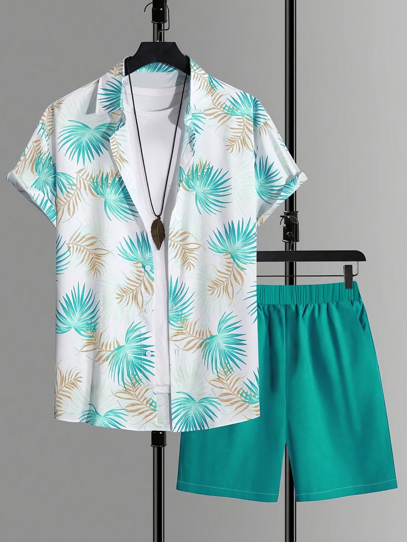 Men's Casual Suit Set with Short Sleeve Shirt and Printed Shorts