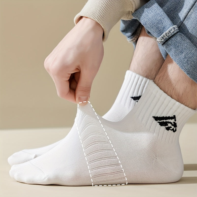 Mountain Pattern 5 Pairs Solid Men's Crew Socks, Breathable Comfy Casual Socks Versatile Fashion Sports Socks For Outdoor Fitness Basketball Running