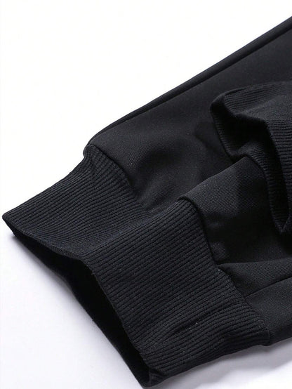 1set Men'S Casual Sportswear Set, Geometric Pattern Short Sleeve T-Shirt and Drawstring Joggers, Knitted Polyester and Elastane Blend, Round Neck, Regular Fit, Four Seasons Outfit