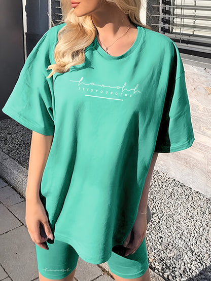 Կանացի շքեղ Lavender Letter Print Casual T-Shirt &amp; Shorts set - Հարմարավետ պոլիեսթեր, միջին ձգվող գործվածք, կլոր վզով, լվացվող մեքենայով - կատարյալ գարուն/ամառ