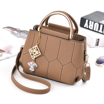 2025 New Women's Geometric Hexagon Pattern Crossbody Bag with Adjustable Strap & Golden-Tone Hardware - Zipper Closure, Polyester Lining, Multiple Colors (Khaki/Dark Gray/White/Pink/Red/Black) - Versatile for Casual & Formal