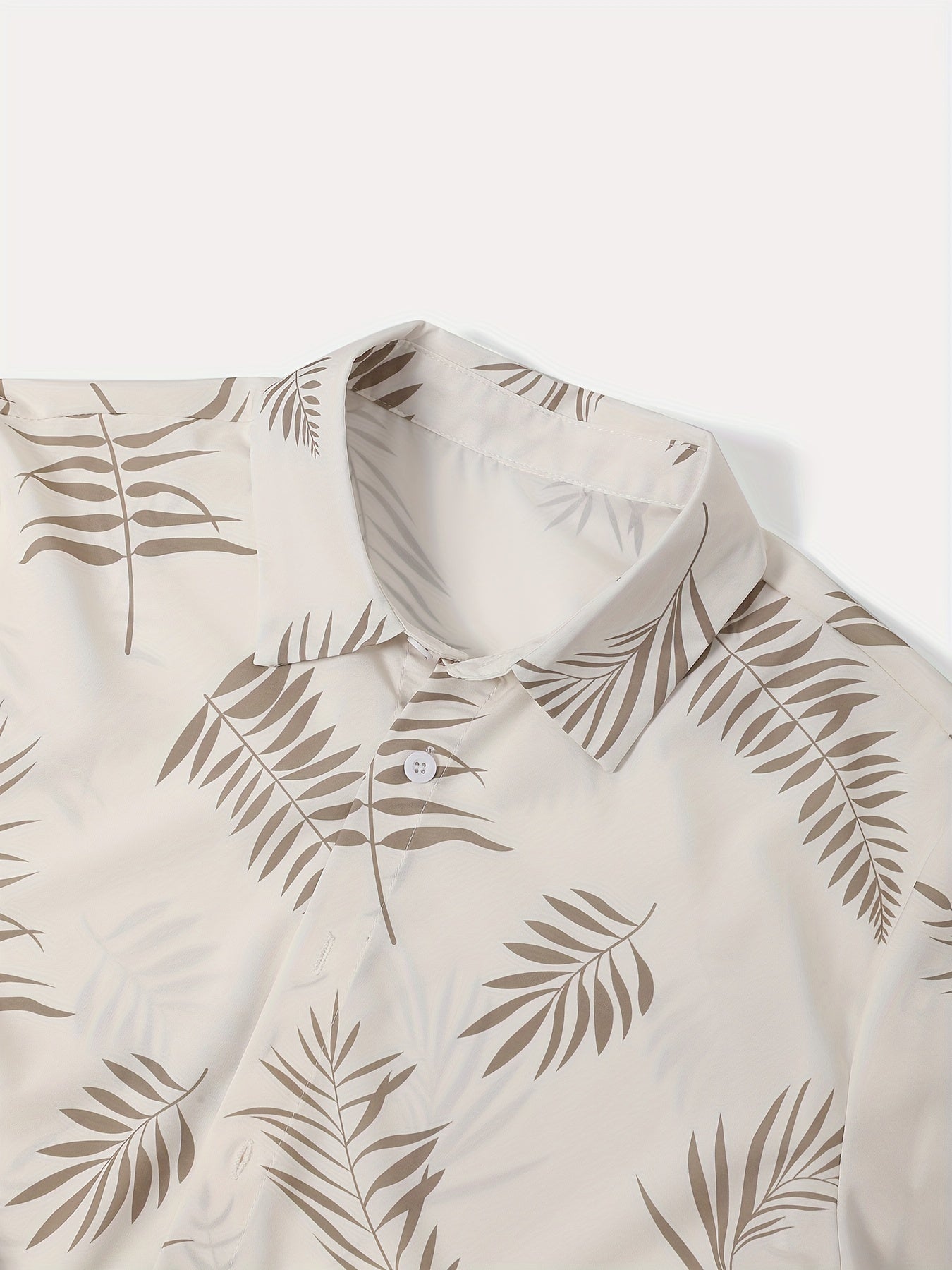 2-piece Men's Holiday Style Summer Outfit Set, Leafs Pattern Print Short Sleeve Button Up Lapel Shirt Top & Solid Drawstring Shorts With Pockets