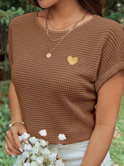 Women'S Black Knit Short Sleeve Top with Golden Heart Design - Casual Crew Neck, Spring/Summer Fashion, Casual Wear|Crew Neck Top|Knit Texture