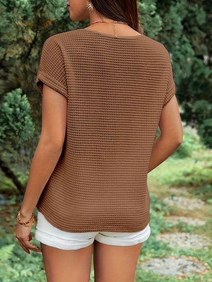 Women'S Brown Knit Short Sleeve Top with Golden Heart Design - Casual Spring/Summer Blouse, Casual Wear|Knit Texture|Short Sleeve Top