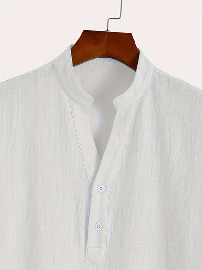 Men'S Classic Solid Color Pure Cotton And Bamboo Textured Breathable Fabric V-Neck Half-Button Design Suitable for Daily Casual Wear, Simple And Versatile, Stylish for Vacations, Hawaiian Style Light Blue Short-Sleeve Shirt.