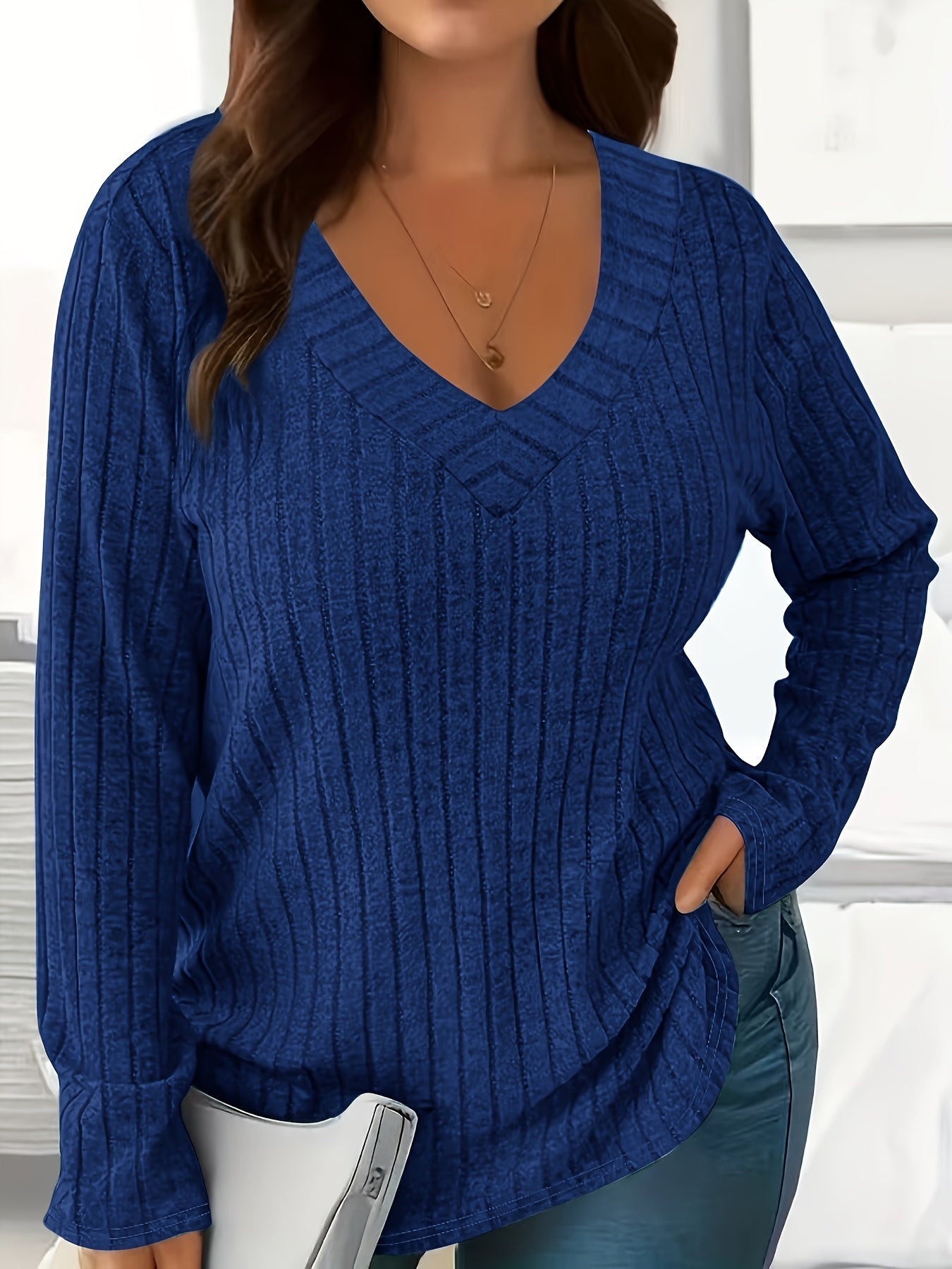 Women's Loose Fit V-Neck Polyester T-Shirt With Soft And Breathable Fabric, All-Season Casual Long Sleeve Tee, Machine Washable