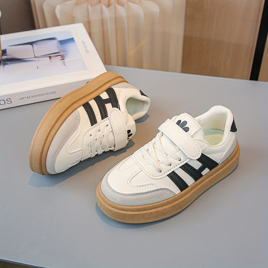 1 pair of Youngsters's spring and autumn new sports shoes, soft soled board shoes for boys and girls, versatile white shoes for girls
