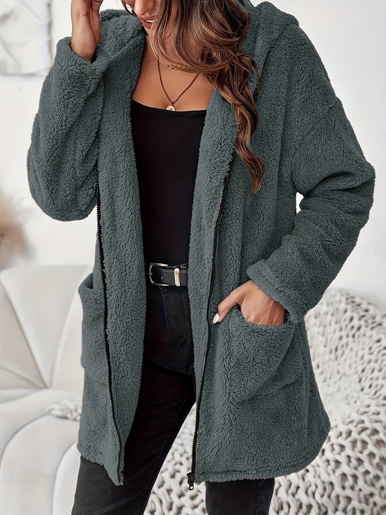 Women's Winter Elegant Solid Color Zipper Patch Pocket Long Sleeve Plush Hooded Coat