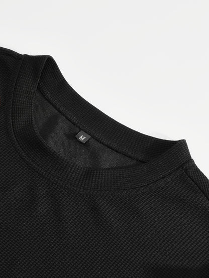 Men's Waffle Round Neck Top with Label, Short Sleeve T-shirt and Drawstring Shorts for Clean and Comfortable Spring/Summer Wear