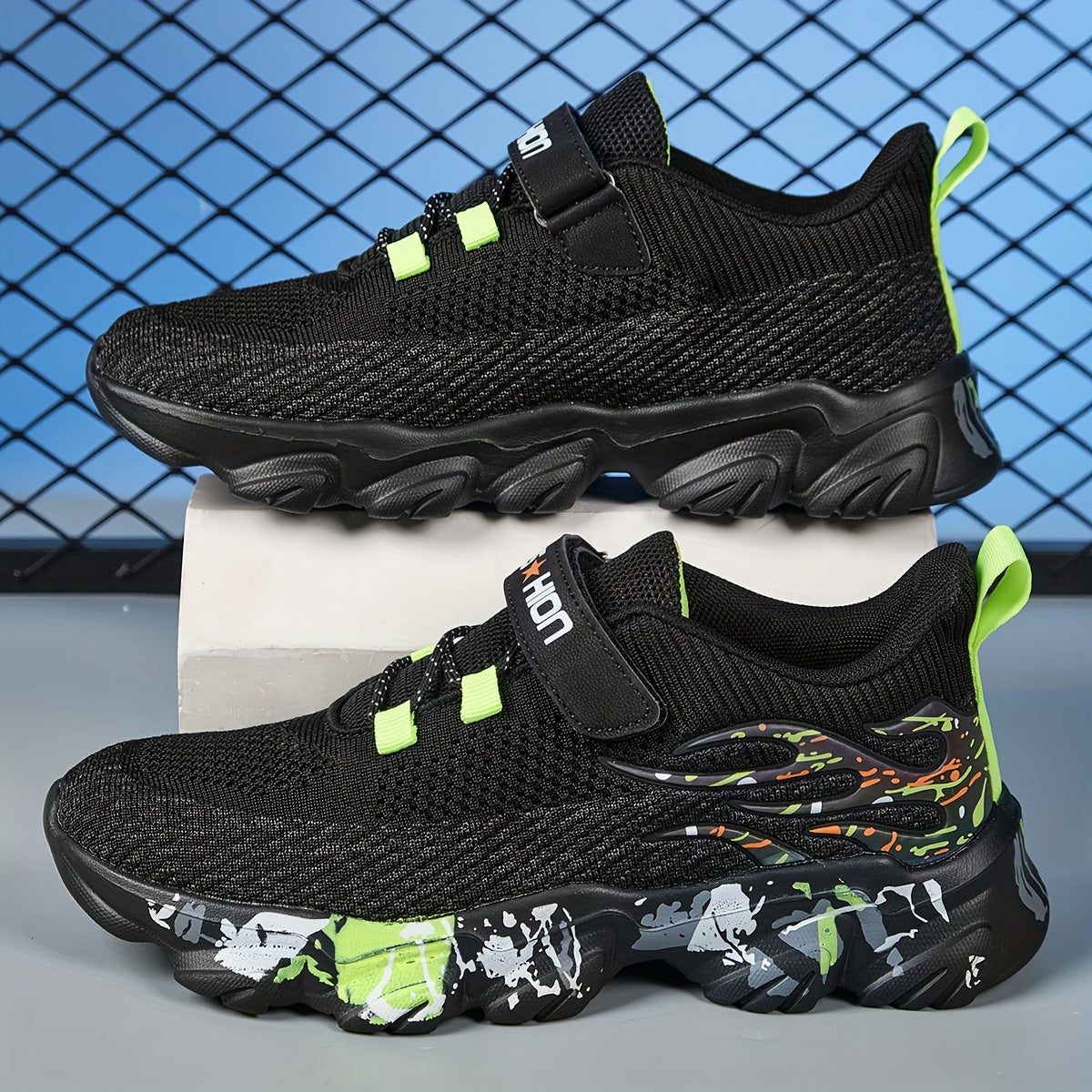 Breathable Mesh Casual Shoes for All Seasons, Stylish And Versatile Lightweight Outdoor Running Shoes.