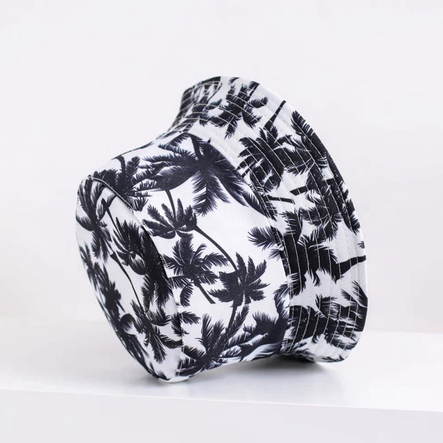 1pc Men's Reversible Bucket Hat with Black & White Palm Tree Print - Vacation Style Sun Protection for Beach Parties, Outdoor Activities & Daily Leisure, Beach Hat, Casual Headwear, Summer Accessory