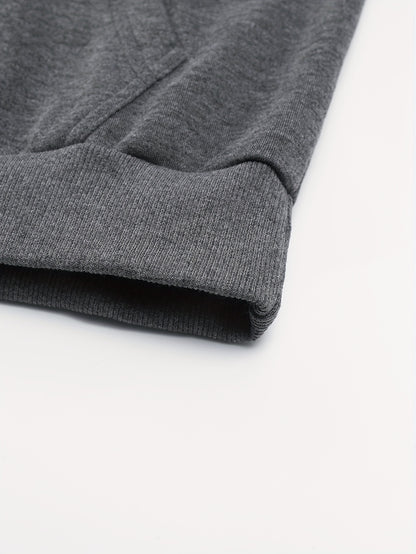 A Set of Two Men'S Casual Sports Outfits, Featuring a Striped Design with Moderately Soft Fabric, Suitable for Outdoor Running And Fitness Activities in All Seasons.