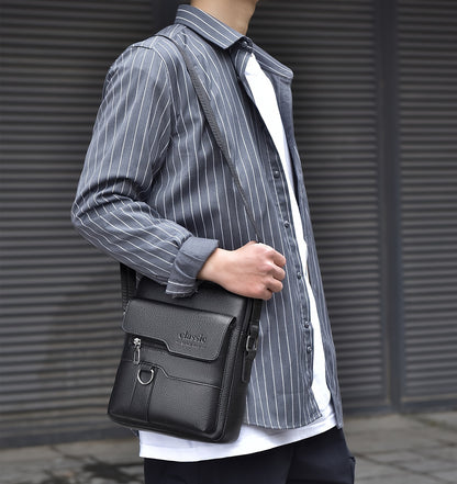 New Men's Crossbody Bag Messenger Bag with Mahogany Pattern Large Capacity Design PU Material Men's Casual Retro Adjustable Shoulder Bag for Going Out Valentine's Day Gift for Husband or Boyfriend