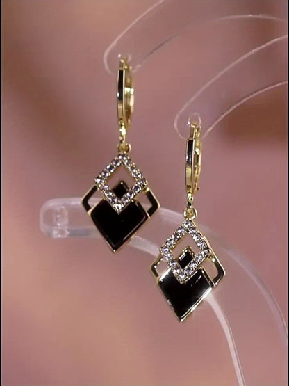 Elegant Vintage-Inspired Geometric Rhombus Drop Earrings with Crystal Accents, Zinc Alloy Dangle Earrings with Copper Ear Needle, Suitable for Daily and Party Wear - Pair