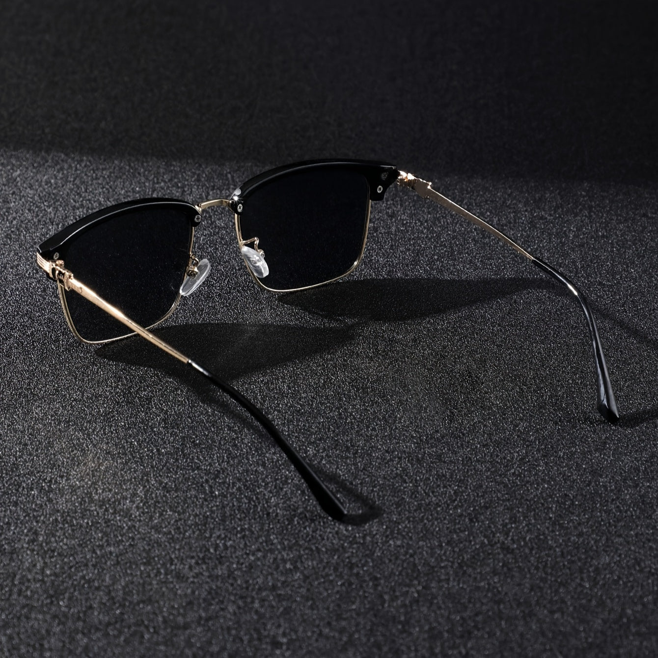 1pc Men's fashionable classic semi frameless box fashion glasses