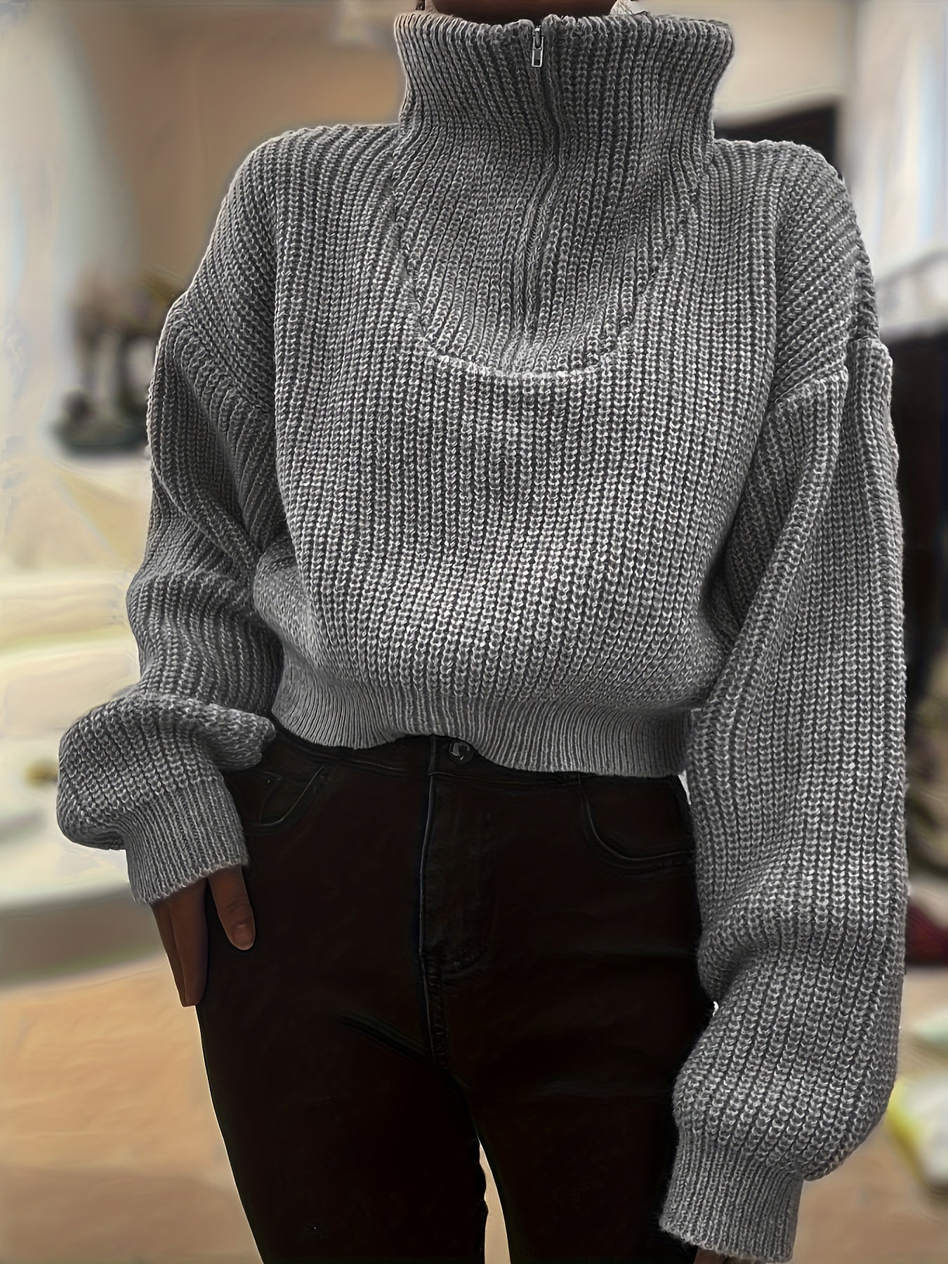 Autumn and Winter Half-Zip Short Fashion Lantern Sleeve Pullover Sweater to Show Your Figure and Versatile