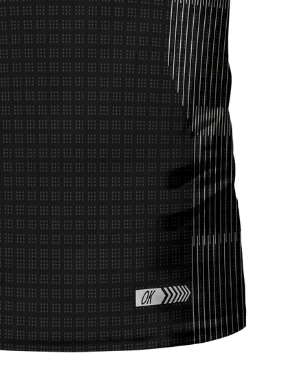 A Black And White Patterned Print Design, Men'S Sporty Fashion, Geometric Print High-Elastic Tight-Fitting Short-Sleeve Round-Neck T-Shirt, Quick-Drying Sports Top for Summer Fitness, Training, And Workout, with a Cool Feel,
