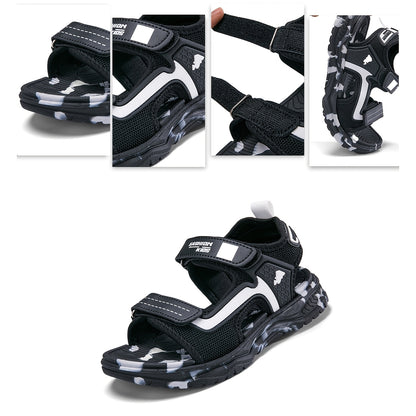 Pair of Boys' Summer Barefoot Sandals with Random Print, Fashionable Buckle Strap Outdoor Beach Sports Sandals Quick-Drying Lightweight EVA Shock Absorption Soles Breathable and Wear-Resistant Casual Sandals
