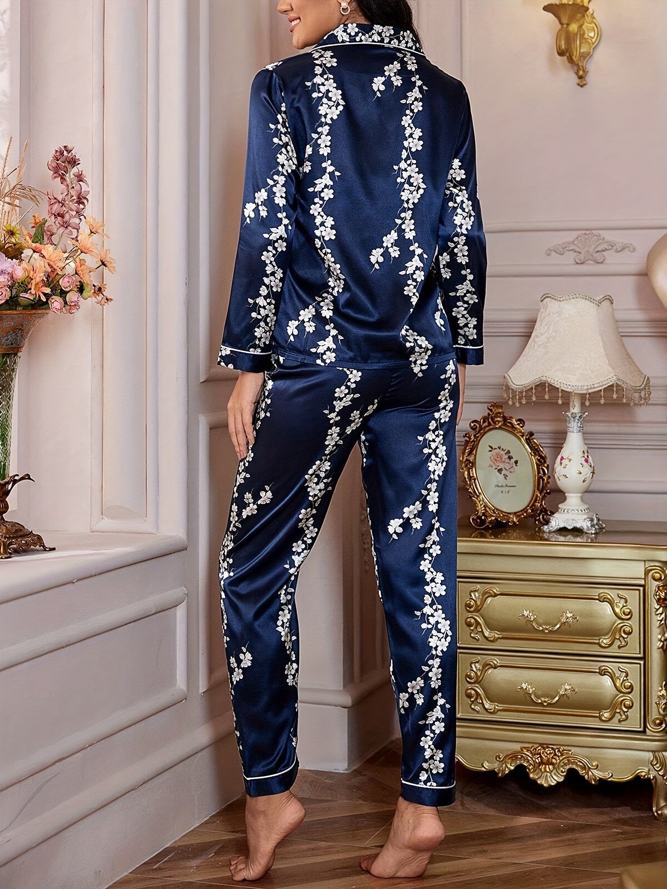 Women'S Vintage Elegant Floral Print Satin Pajama Set, Long Sleeve Top and Pants, Polyester 97% Elastane 3%, Lapel Collar, Woven, 90gsm, Fall/Winter Sleepwear