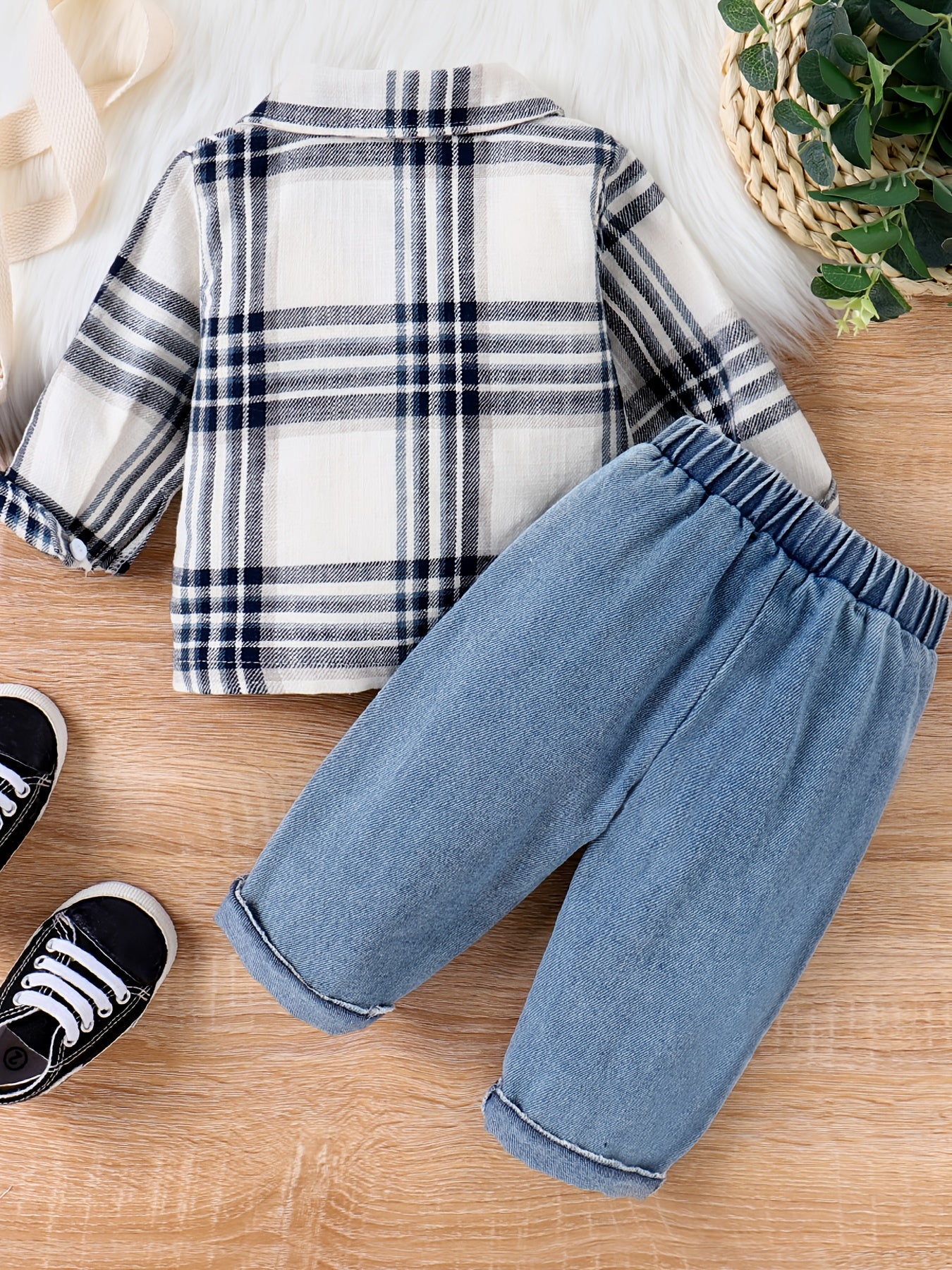 PatPat 2pcs Baby Boy Casual Patch Pocket Plaid Long-sleeve Lapel Collar Shirt and Jeans/Denim Pants Set For Spring & Autumn/Fall