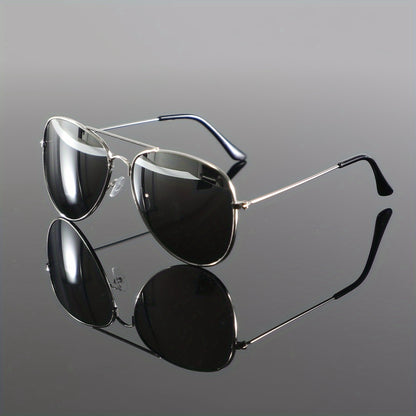 1 Pair of Men's Silvery Reflective Metal Oval Double Beam Retro Mature Personality and Casual Fashion Glasses