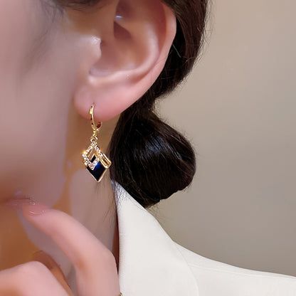 Elegant Vintage-Inspired Geometric Rhombus Drop Earrings with Crystal Accents, Zinc Alloy Dangle Earrings with Copper Ear Needle, Suitable for Daily and Party Wear - Pair