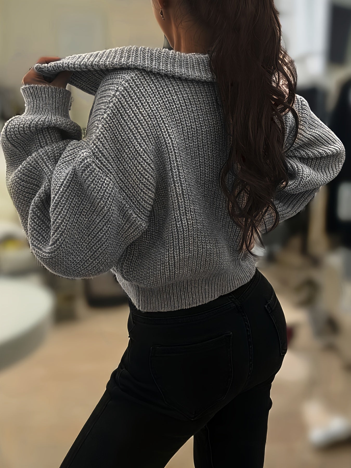 Autumn and Winter Half-Zip Short Fashion Lantern Sleeve Pullover Sweater to Show Your Figure and Versatile