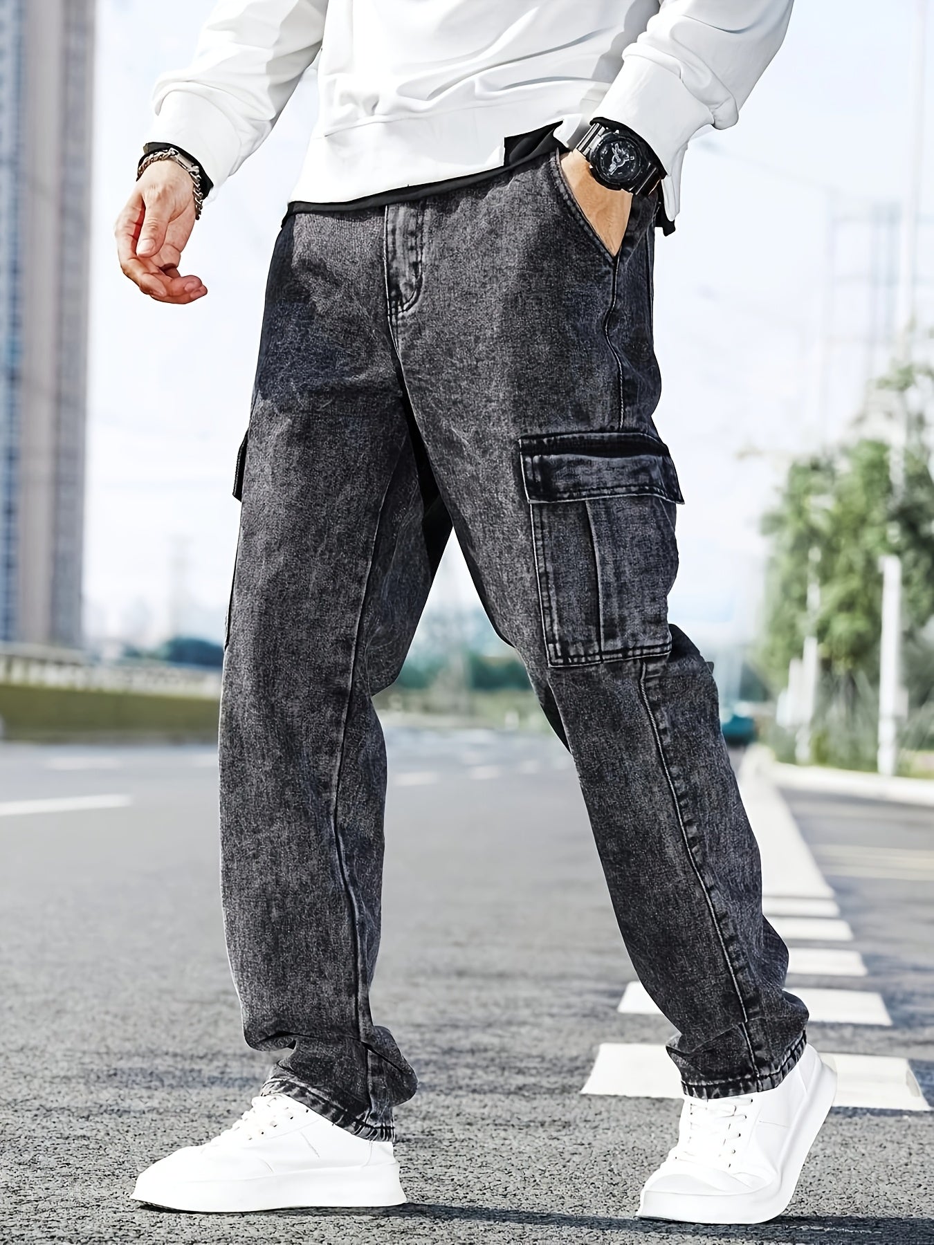 Men's Multi-Pocket Cargo Jeans - Casual Loose Fit Denim with Flap Pockets, Durable Cotton Blend, Ideal for All Seasons, Casual Wear Pants | Classic Blue Jeans | Cotton Blend Jeans
