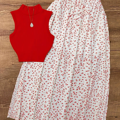Summer Women's Daily Vacation Set with Small Floral Print Half Skirt and Sleeveless Top