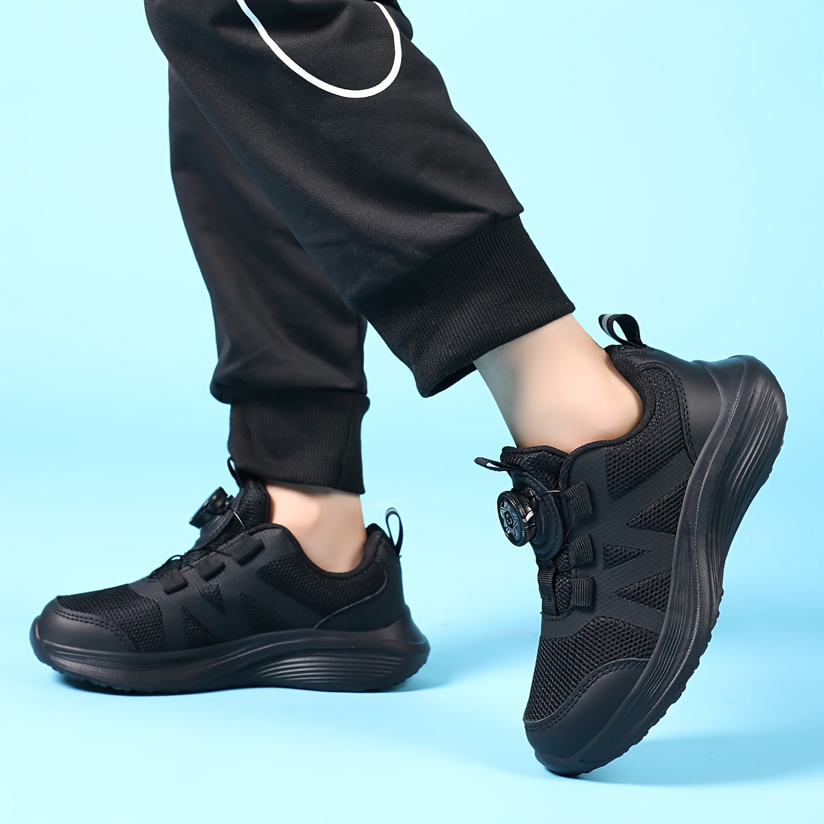 [Backtoschool Essential] Youngsters' Breathable Mesh Running Shoes with Rotating Buckle - Lightweight, All-Season Sneakers for Boys & Girls, Black, Casual & Sporty Design for School, Outdoor Activities & Casual Attire, Casual