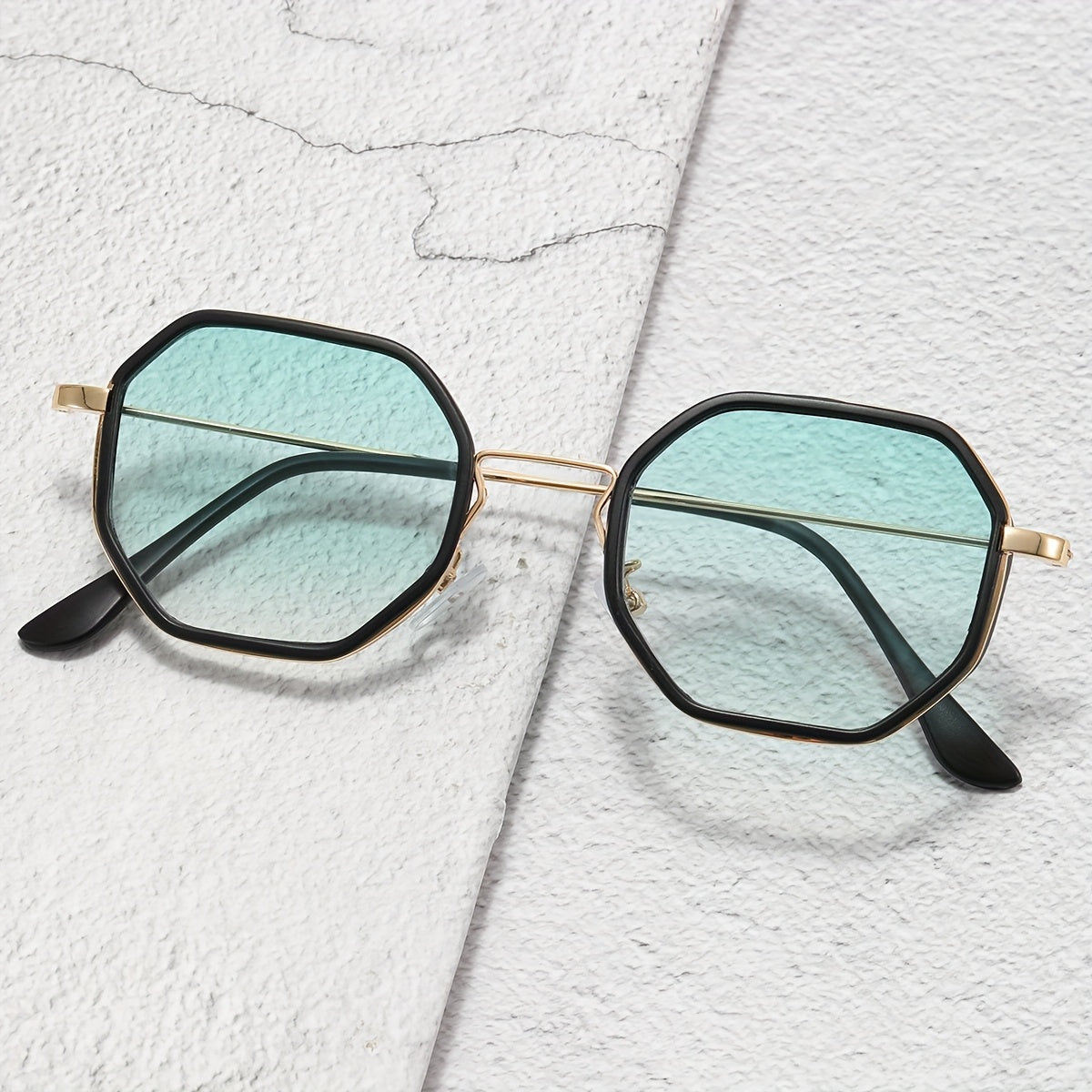 1 Pair of Men'S Geometric Copper Alloy Fashion Glasses with Red Lenses - Casual & Trendy, Ideal for, Daily Wear, and Holiday Gifts, Holiday Fashion Glasses|Sleek Metal Frame Glasses|Polycarbonate Lenses, Glasses
