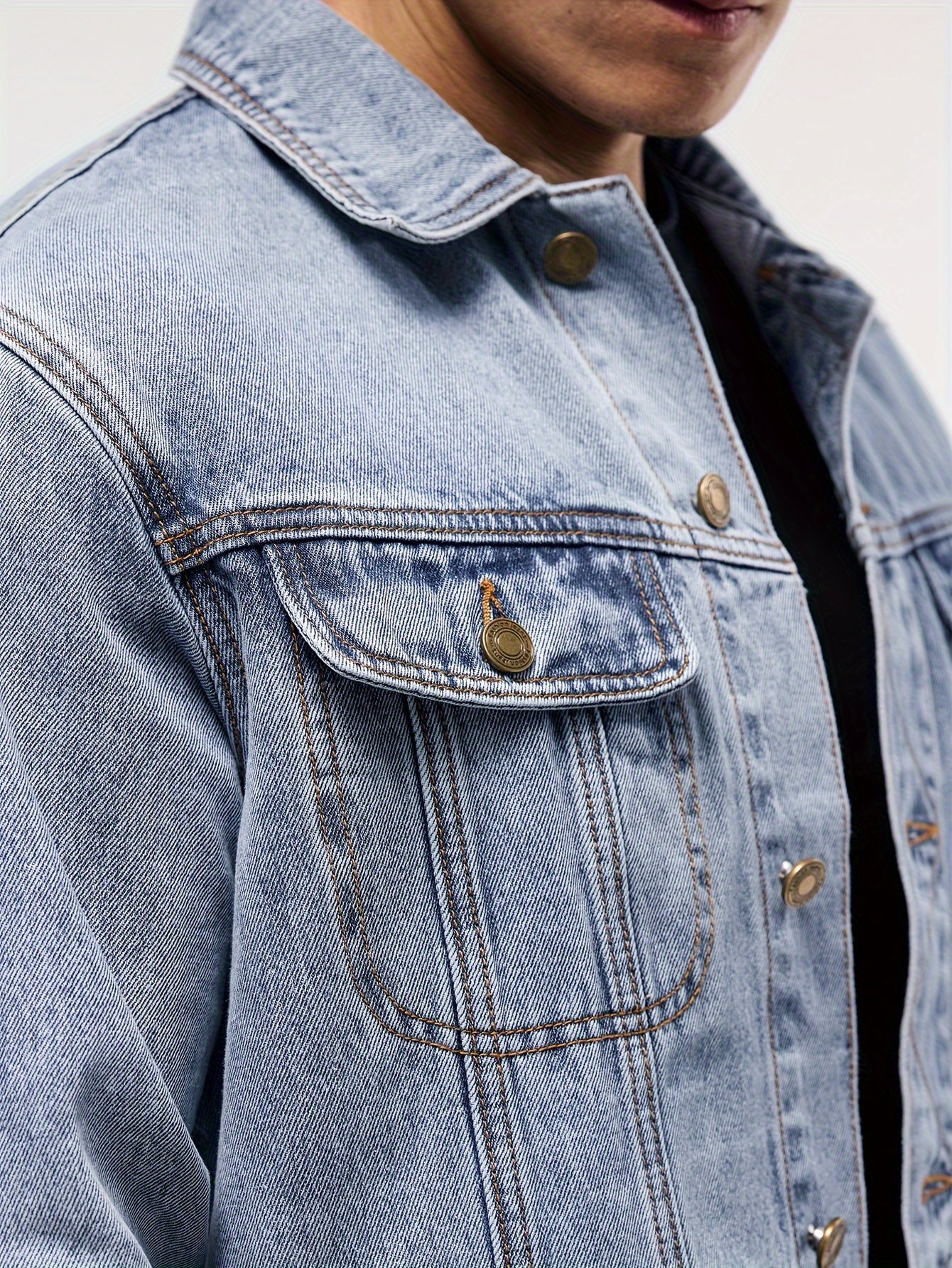 Men's Stylish Denim Jacket - Casual Long Sleeve with Flap Pockets, Machine Washable
