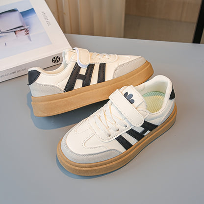 1 pair of Youngsters's spring and autumn new sports shoes, soft soled board shoes for boys and girls, versatile white shoes for girls